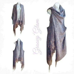 GROOVY GLAM Fringed Gray Shawl Collar Wrap Vest